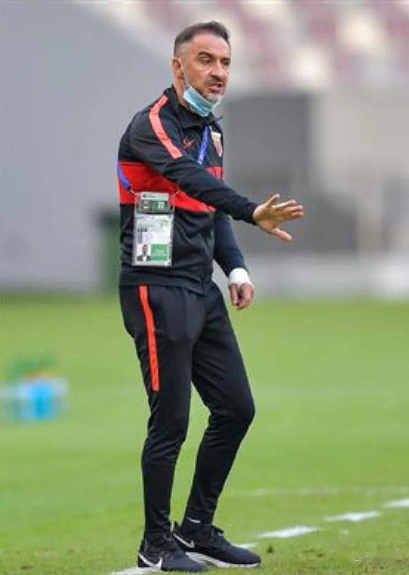 托特纳姆训练开放日，赛后官宣签约引欢呼，NBA总决赛在即，赛程密集仍需轮换的简单介绍贝博官方平台