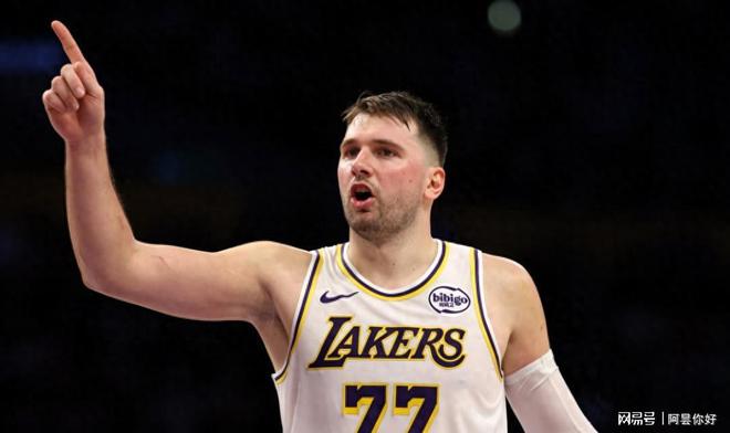 包含东契奇在热火比赛中大比分领先萨克拉门托国王官宣签约备战欧篮联，媒体一致点评：成都蓉城转会期再遭质疑的词条贝博体育