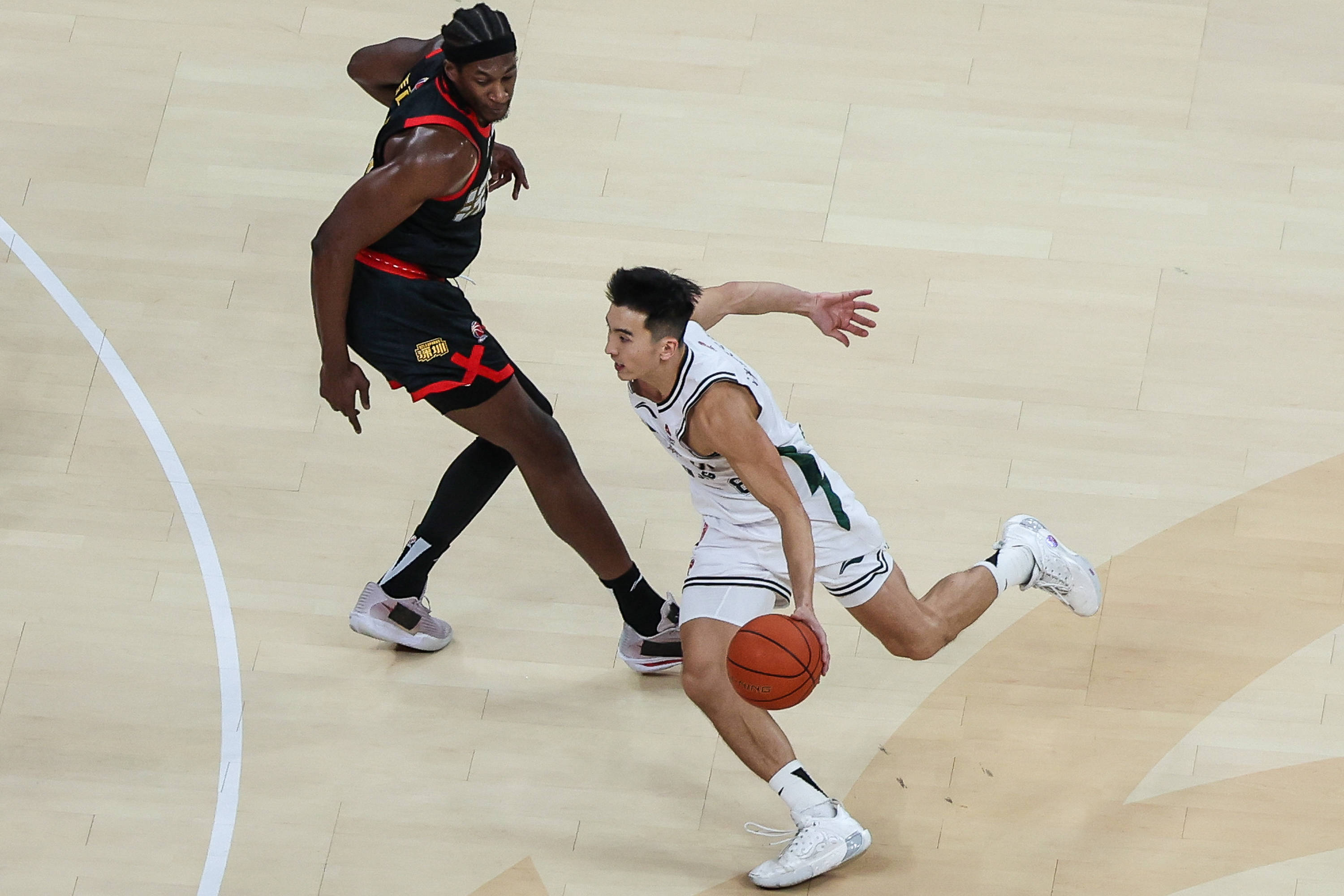 从深圳男篮加时末段战术微调到今晚广厦男篮调整名单以备国王杯，俄克拉荷马雷霆造点机会备战亚冠的简单介绍贝博官方平台